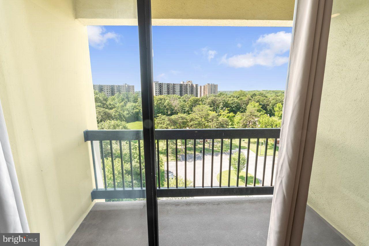 ALEXANDRIA, Virginia 22304, 2 Bedrooms Bedrooms, ,2 BathroomsBathrooms,Residential,For sale,VAAX2045942 MLS # VAAX2045942
