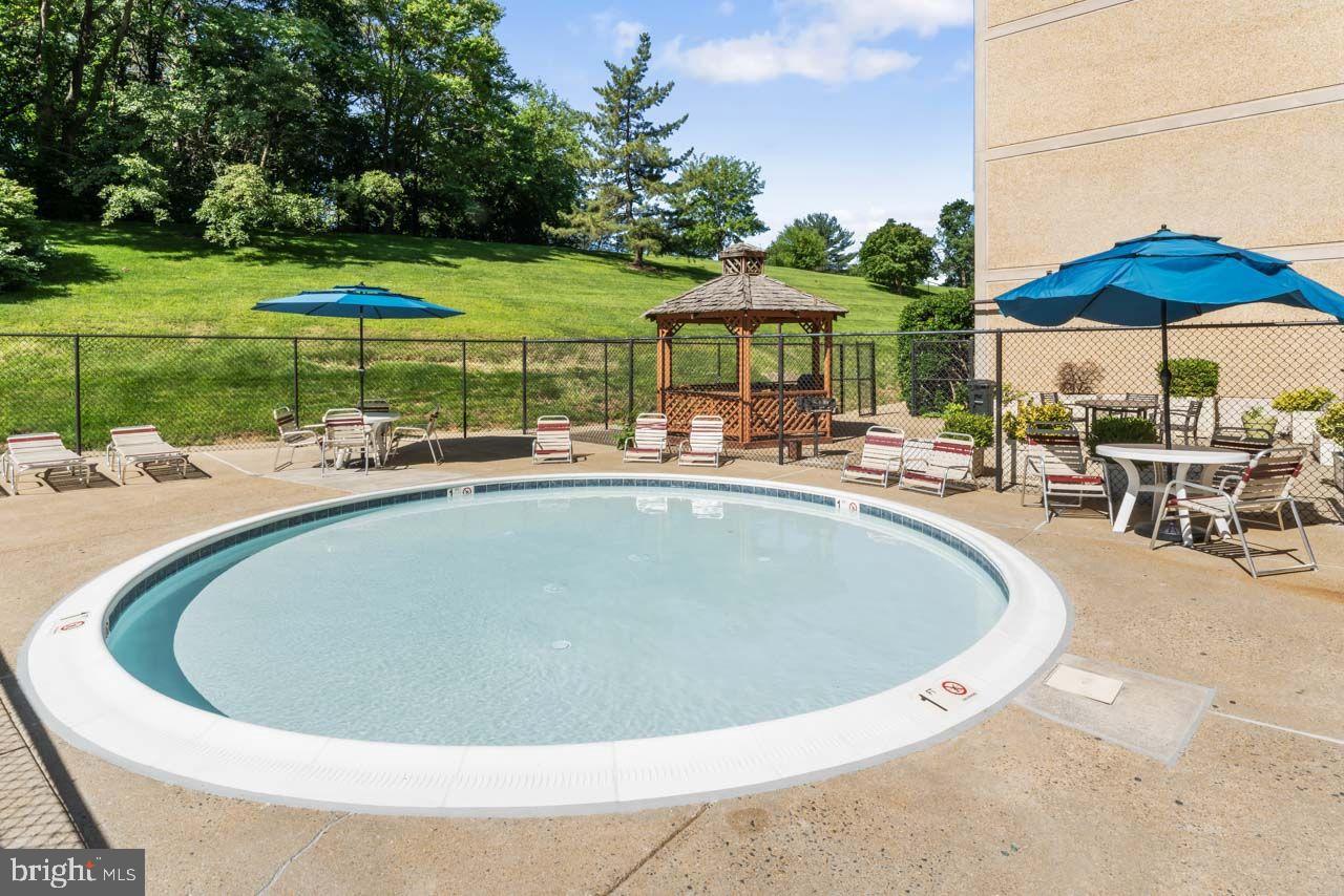 ALEXANDRIA, Virginia 22304, 2 Bedrooms Bedrooms, ,2 BathroomsBathrooms,Residential,For sale,VAAX2045942 MLS # VAAX2045942