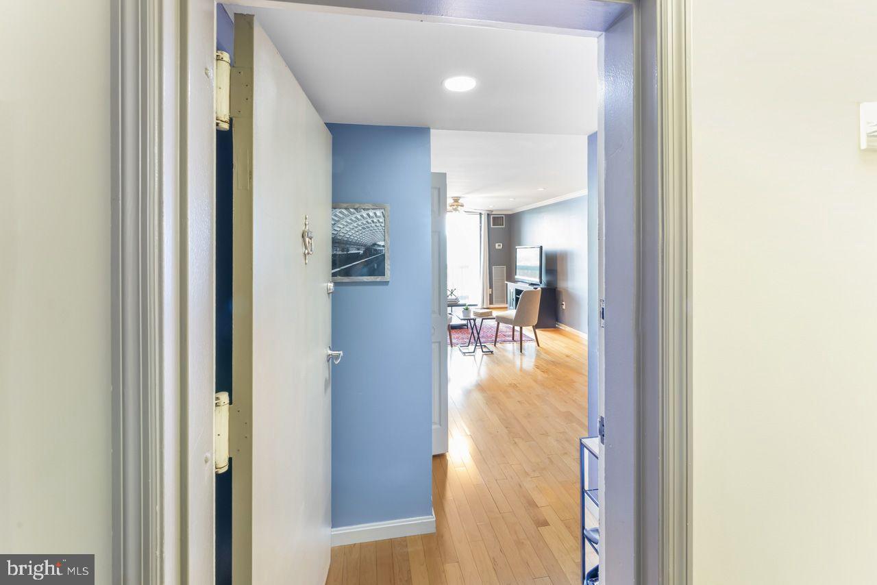 ALEXANDRIA, Virginia 22304, 2 Bedrooms Bedrooms, ,2 BathroomsBathrooms,Residential,For sale,VAAX2045942 MLS # VAAX2045942