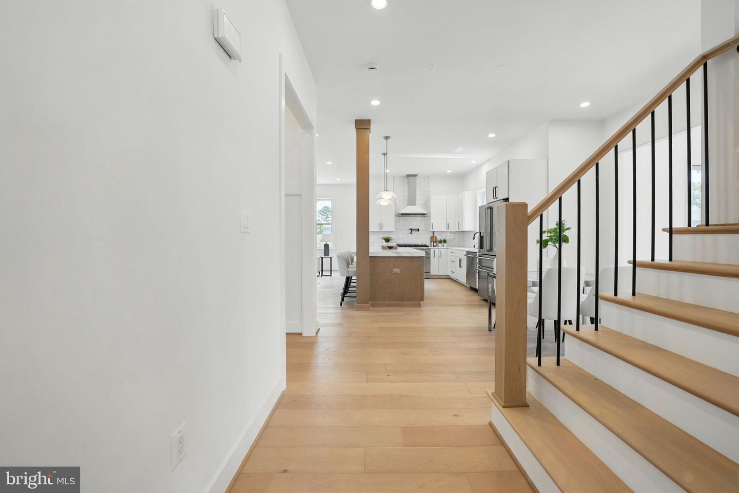 8005 FAIRFAX RD, ALEXANDRIA, Virginia 22308, 6 Bedrooms Bedrooms, ,6 BathroomsBathrooms,Residential,For sale,8005 FAIRFAX RD,VAFX2244424 MLS # VAFX2244424