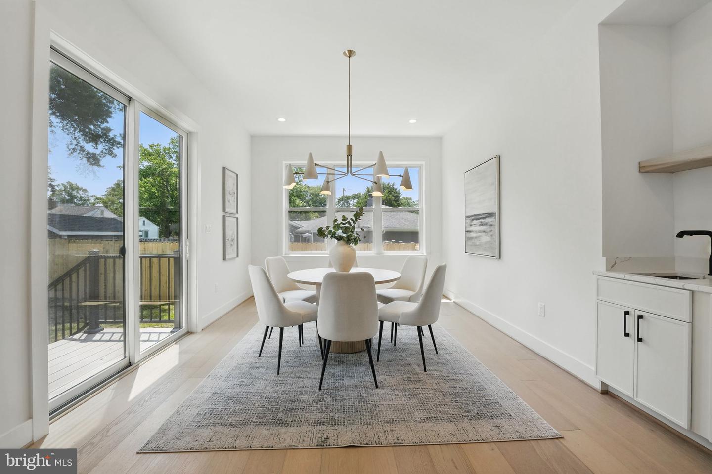 8005 FAIRFAX RD, ALEXANDRIA, Virginia 22308, 6 Bedrooms Bedrooms, ,6 BathroomsBathrooms,Residential,For sale,8005 FAIRFAX RD,VAFX2244424 MLS # VAFX2244424