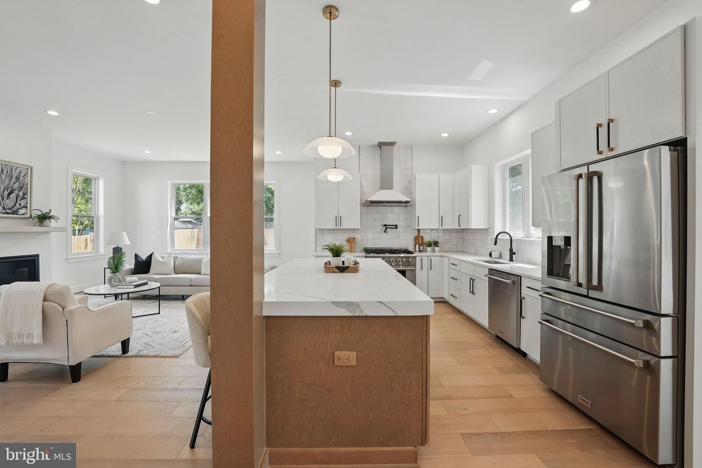 8005 FAIRFAX RD, ALEXANDRIA, Virginia 22308, 6 Bedrooms Bedrooms, ,6 BathroomsBathrooms,Residential,For sale,8005 FAIRFAX RD,VAFX2244424 MLS # VAFX2244424