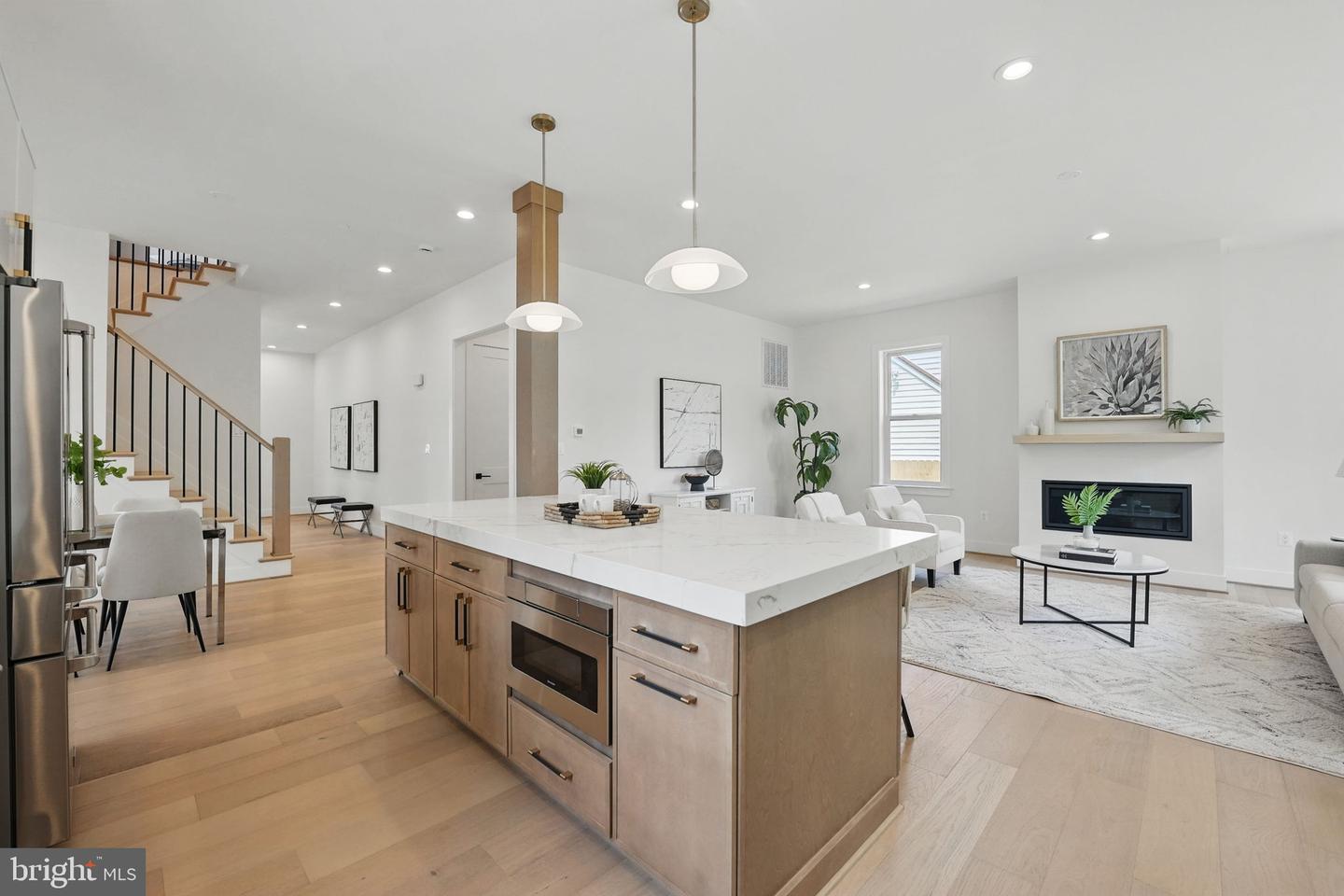8005 FAIRFAX RD, ALEXANDRIA, Virginia 22308, 6 Bedrooms Bedrooms, ,6 BathroomsBathrooms,Residential,For sale,8005 FAIRFAX RD,VAFX2244424 MLS # VAFX2244424