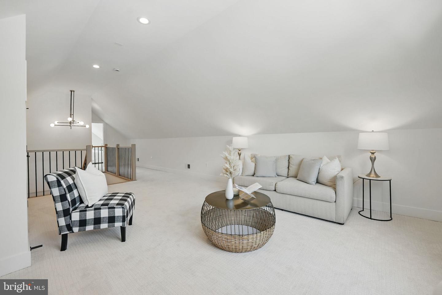 8005 FAIRFAX RD, ALEXANDRIA, Virginia 22308, 6 Bedrooms Bedrooms, ,6 BathroomsBathrooms,Residential,For sale,8005 FAIRFAX RD,VAFX2244424 MLS # VAFX2244424