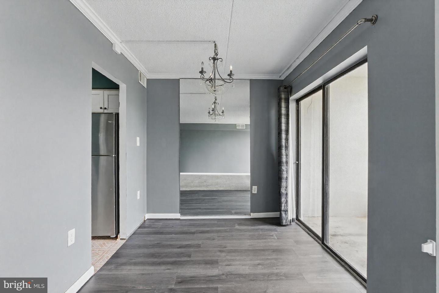 5756-F VILLAGE GREEN DR #09/5756F, ALEXANDRIA, Virginia 22309, 2 Bedrooms Bedrooms, ,1 BathroomBathrooms,Residential,For sale,5756-F VILLAGE GREEN DR #09/5756F,VAFX2244388 MLS # VAFX2244388