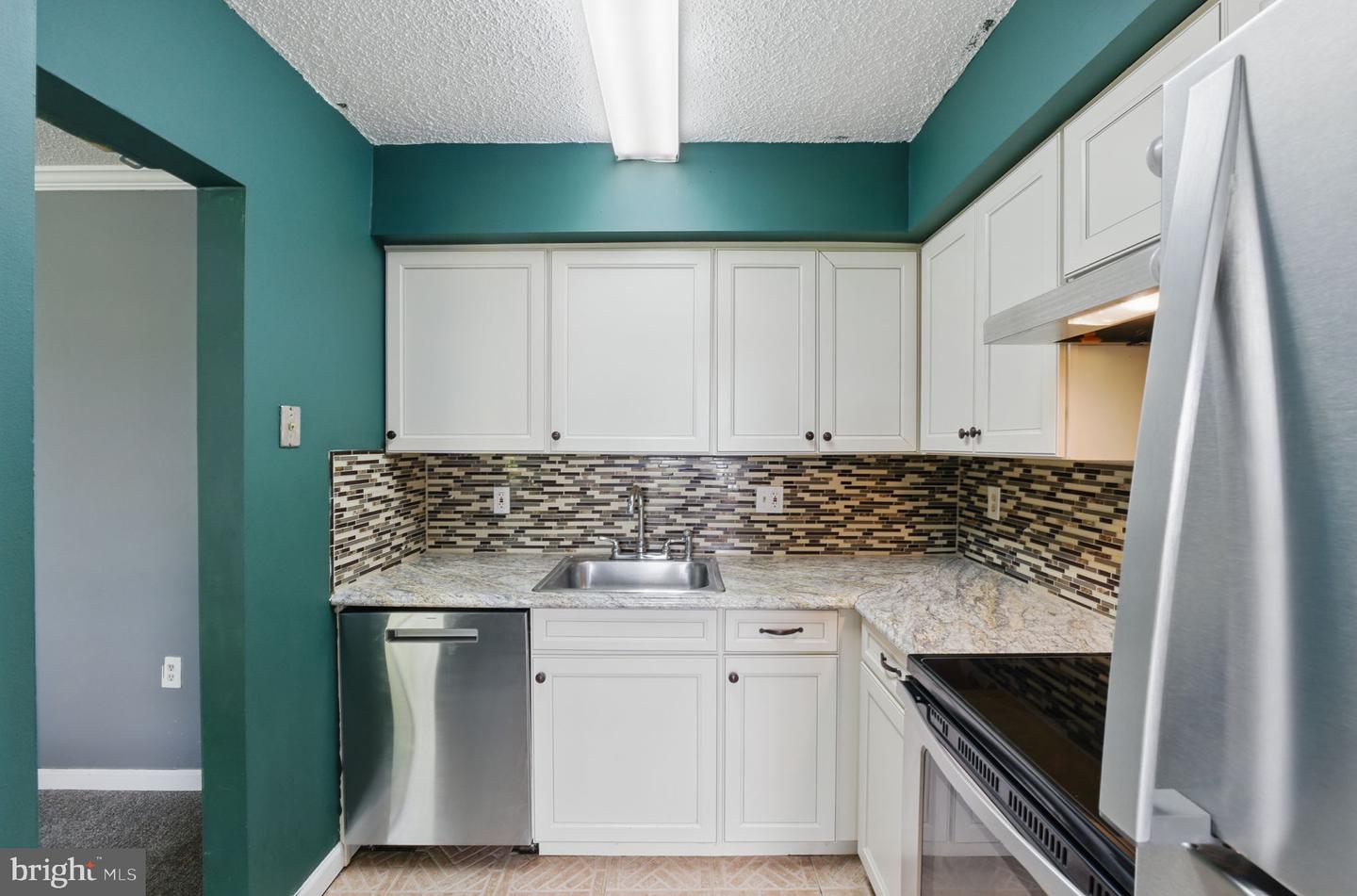5756-F VILLAGE GREEN DR #09/5756F, ALEXANDRIA, Virginia 22309, 2 Bedrooms Bedrooms, ,1 BathroomBathrooms,Residential,For sale,5756-F VILLAGE GREEN DR #09/5756F,VAFX2244388 MLS # VAFX2244388