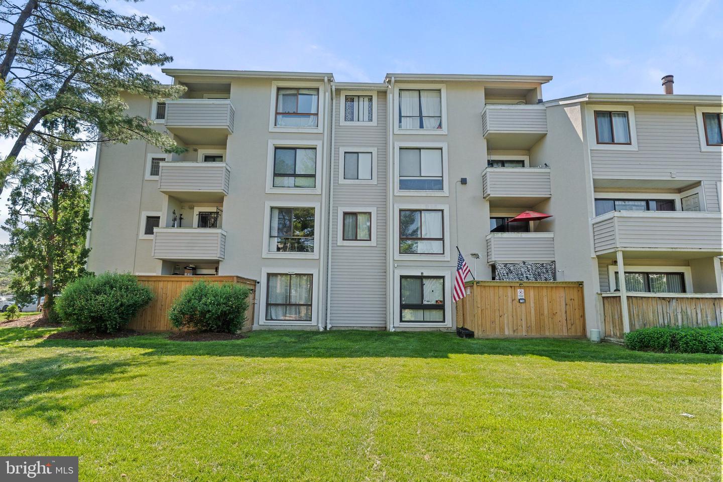 5756-F VILLAGE GREEN DR #09/5756F, ALEXANDRIA, Virginia 22309, 2 Bedrooms Bedrooms, ,1 BathroomBathrooms,Residential,For sale,5756-F VILLAGE GREEN DR #09/5756F,VAFX2244388 MLS # VAFX2244388