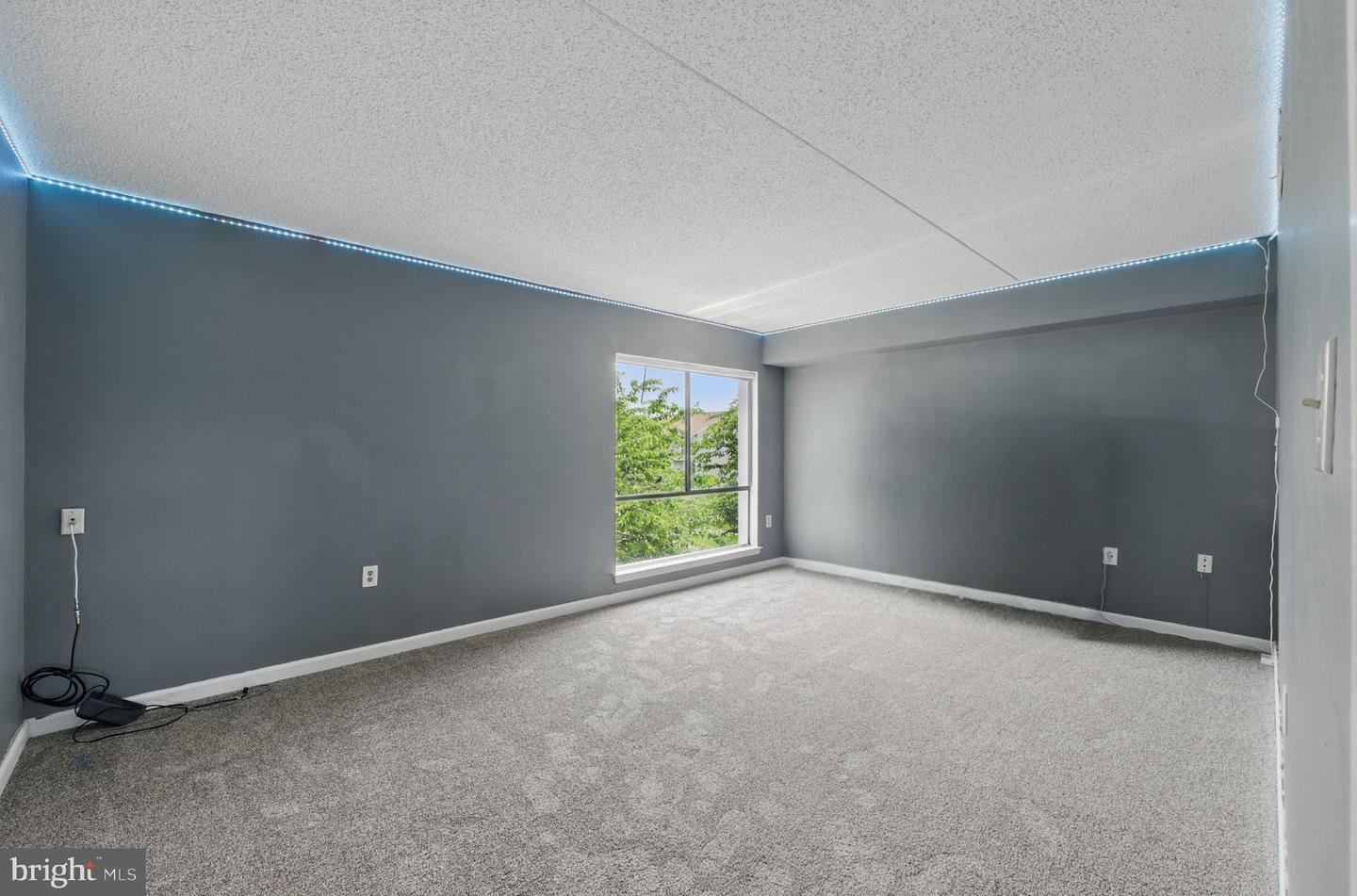5756-F VILLAGE GREEN DR #09/5756F, ALEXANDRIA, Virginia 22309, 2 Bedrooms Bedrooms, ,1 BathroomBathrooms,Residential,For sale,5756-F VILLAGE GREEN DR #09/5756F,VAFX2244388 MLS # VAFX2244388