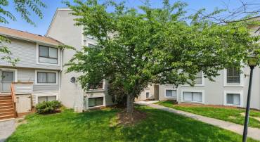 5756-F VILLAGE GREEN DR #09/5756F, ALEXANDRIA, Virginia 22309, 2 Bedrooms Bedrooms, ,1 BathroomBathrooms,Residential,For sale,5756-F VILLAGE GREEN DR #09/5756F,VAFX2244388 MLS # VAFX2244388