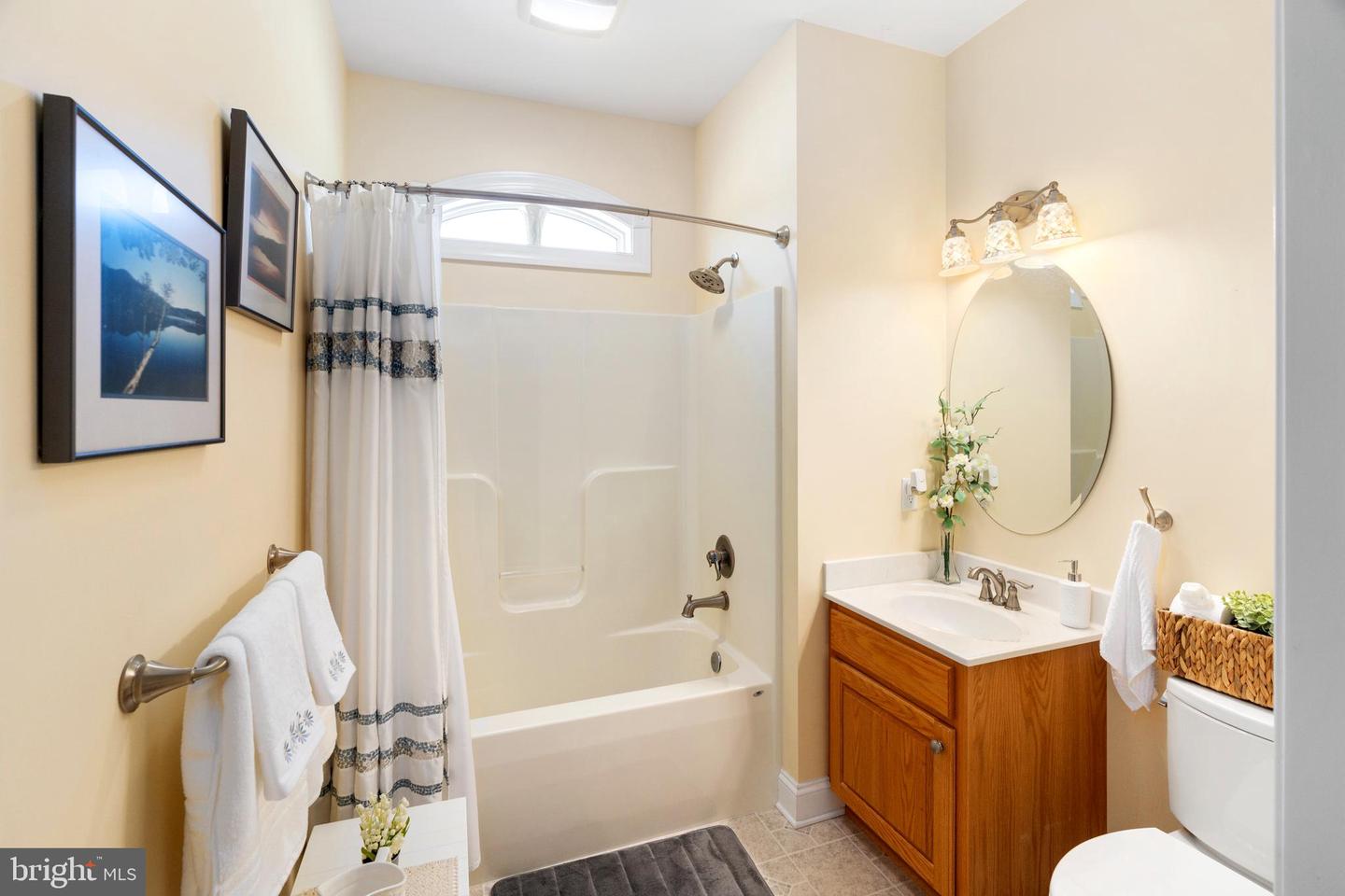 501 FOREST VIEW RD, EDINBURG, Virginia 22824, 3 Bedrooms Bedrooms, ,3 BathroomsBathrooms,Residential,For sale,501 FOREST VIEW RD,VASH2011616 MLS # VASH2011616