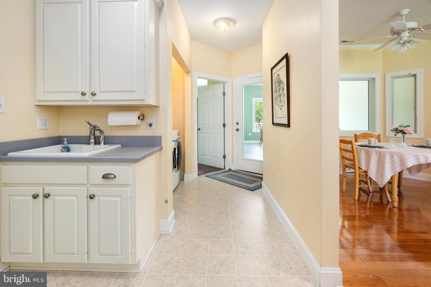 501 FOREST VIEW RD, EDINBURG, Virginia 22824, 3 Bedrooms Bedrooms, ,3 BathroomsBathrooms,Residential,For sale,501 FOREST VIEW RD,VASH2011616 MLS # VASH2011616