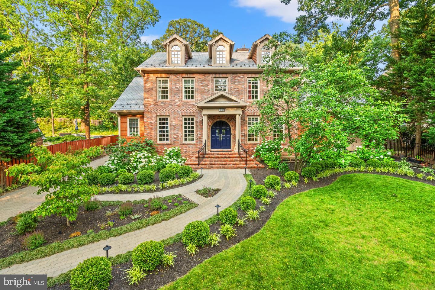 3107 RUSSELL RD, ALEXANDRIA, Virginia 22305, 6 Bedrooms Bedrooms, ,5 BathroomsBathrooms,Residential,For sale,3107 RUSSELL RD,VAAX2045930 MLS # VAAX2045930