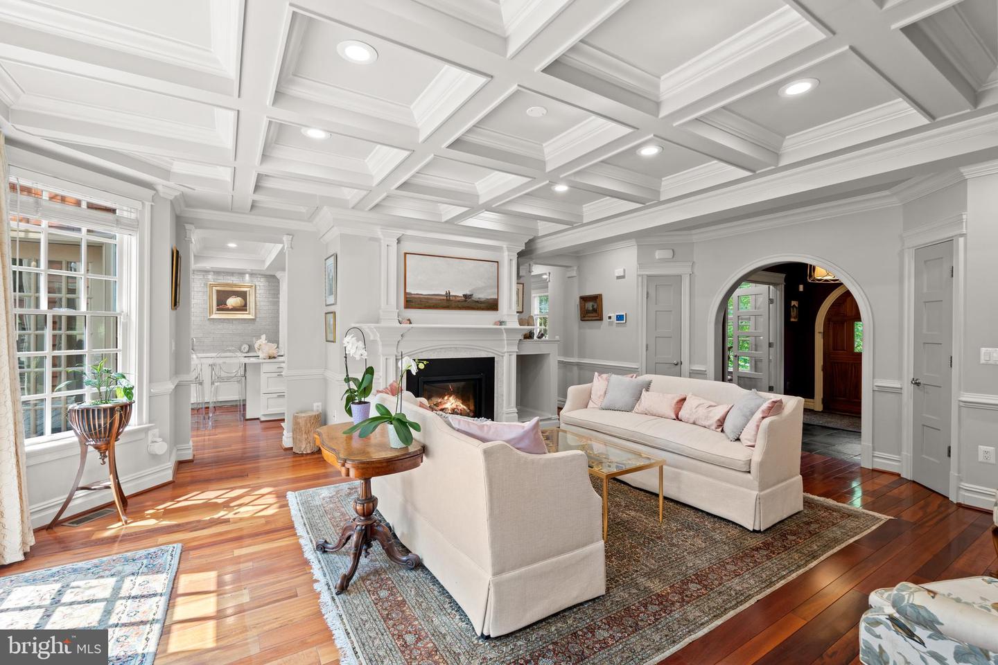 3107 RUSSELL RD, ALEXANDRIA, Virginia 22305, 6 Bedrooms Bedrooms, ,5 BathroomsBathrooms,Residential,For sale,3107 RUSSELL RD,VAAX2045930 MLS # VAAX2045930