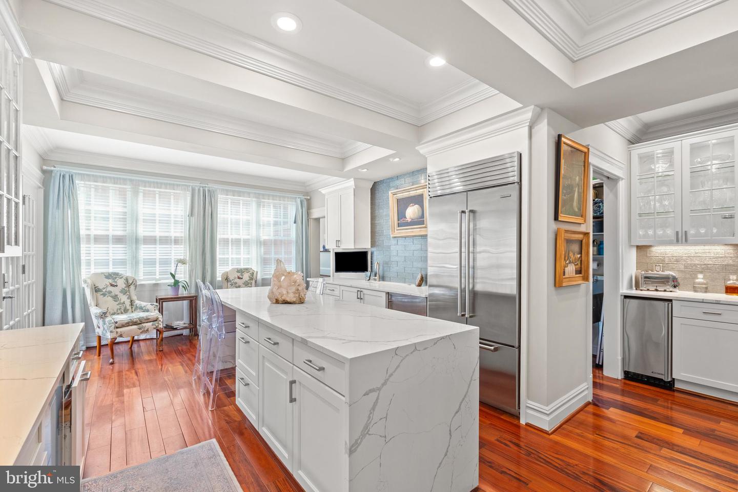 3107 RUSSELL RD, ALEXANDRIA, Virginia 22305, 6 Bedrooms Bedrooms, ,5 BathroomsBathrooms,Residential,For sale,3107 RUSSELL RD,VAAX2045930 MLS # VAAX2045930