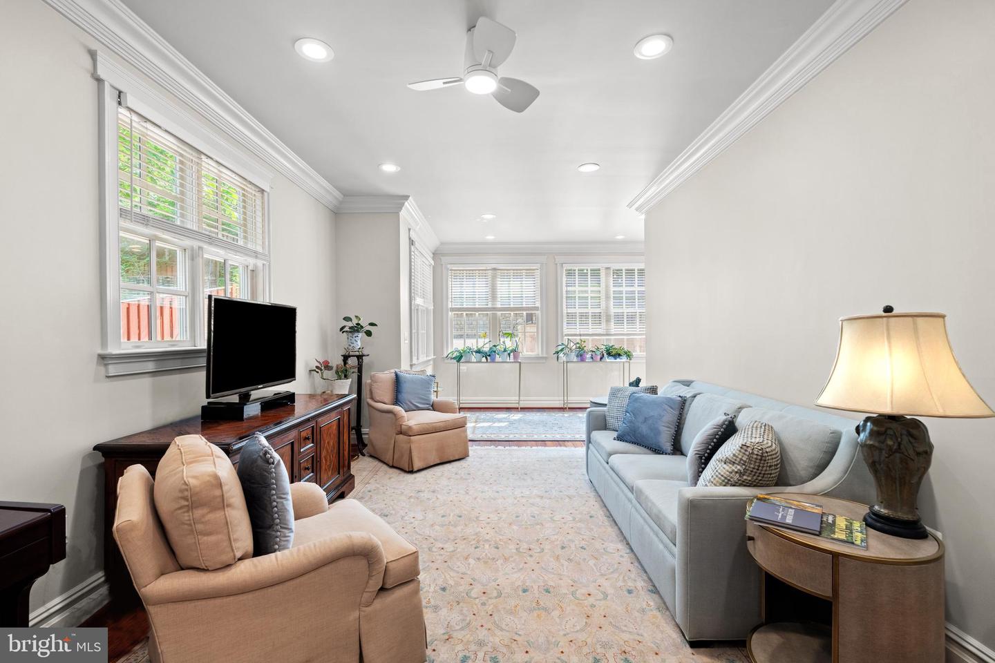 3107 RUSSELL RD, ALEXANDRIA, Virginia 22305, 6 Bedrooms Bedrooms, ,5 BathroomsBathrooms,Residential,For sale,3107 RUSSELL RD,VAAX2045930 MLS # VAAX2045930