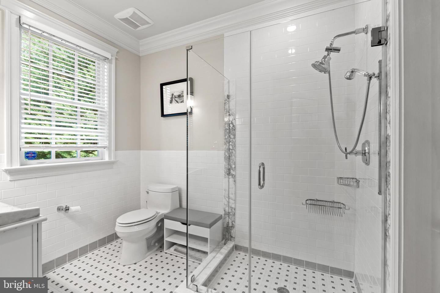 3107 RUSSELL RD, ALEXANDRIA, Virginia 22305, 6 Bedrooms Bedrooms, ,5 BathroomsBathrooms,Residential,For sale,3107 RUSSELL RD,VAAX2045930 MLS # VAAX2045930