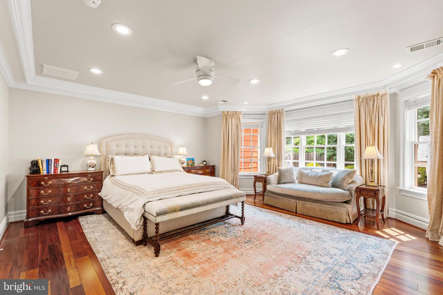 3107 RUSSELL RD, ALEXANDRIA, Virginia 22305, 6 Bedrooms Bedrooms, ,5 BathroomsBathrooms,Residential,For sale,3107 RUSSELL RD,VAAX2045930 MLS # VAAX2045930