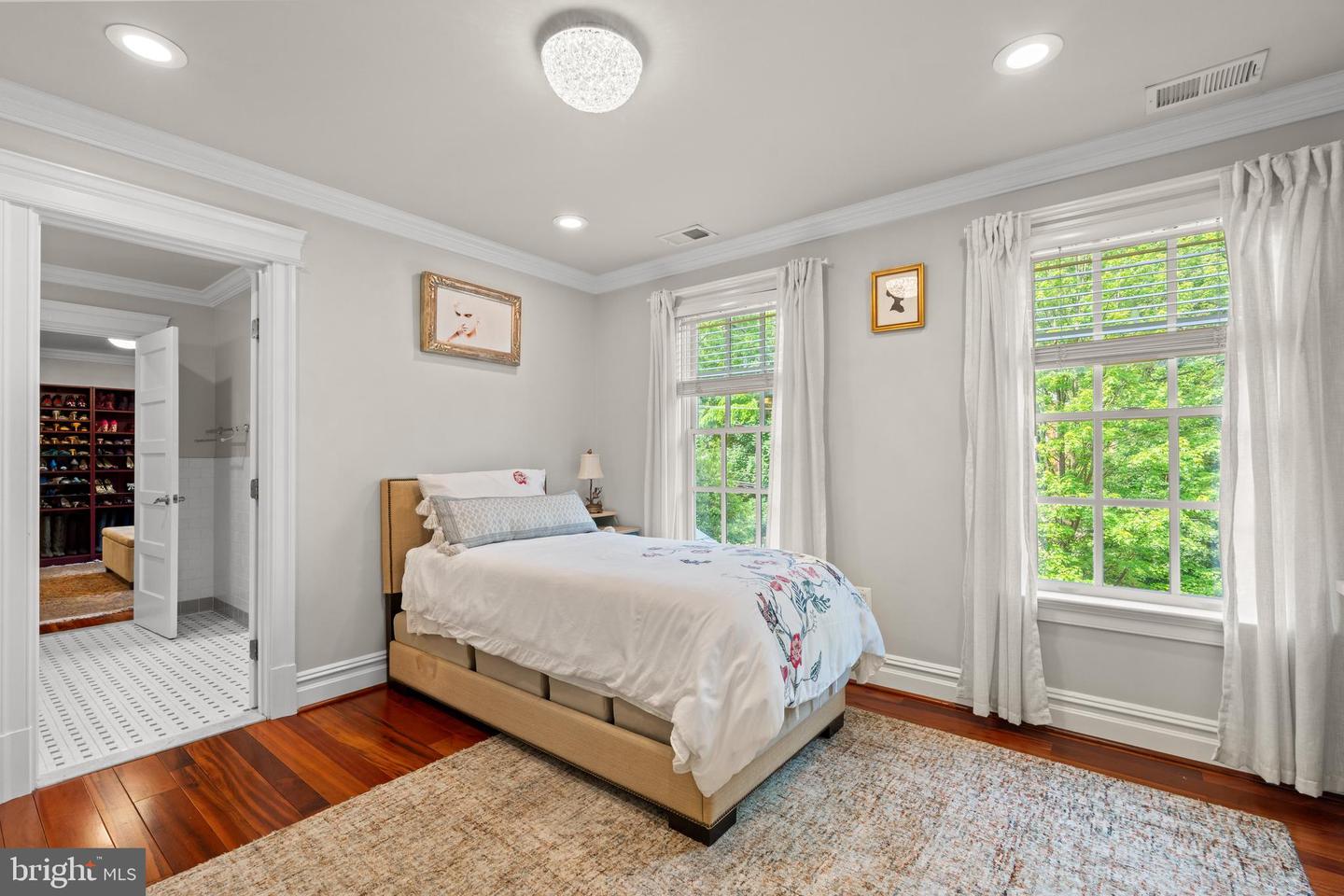 3107 RUSSELL RD, ALEXANDRIA, Virginia 22305, 6 Bedrooms Bedrooms, ,5 BathroomsBathrooms,Residential,For sale,3107 RUSSELL RD,VAAX2045930 MLS # VAAX2045930