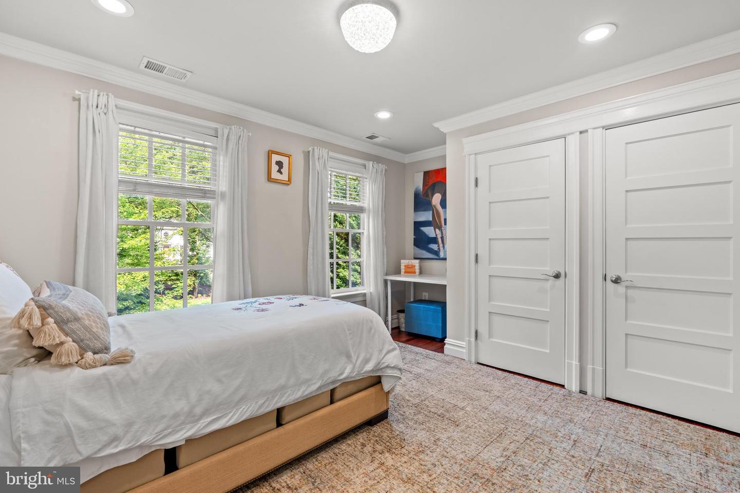 3107 RUSSELL RD, ALEXANDRIA, Virginia 22305, 6 Bedrooms Bedrooms, ,5 BathroomsBathrooms,Residential,For sale,3107 RUSSELL RD,VAAX2045930 MLS # VAAX2045930