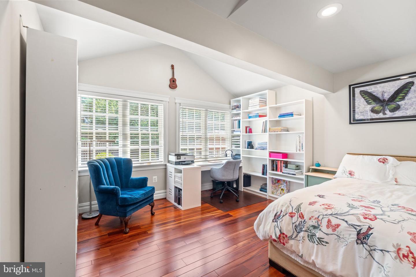 3107 RUSSELL RD, ALEXANDRIA, Virginia 22305, 6 Bedrooms Bedrooms, ,5 BathroomsBathrooms,Residential,For sale,3107 RUSSELL RD,VAAX2045930 MLS # VAAX2045930