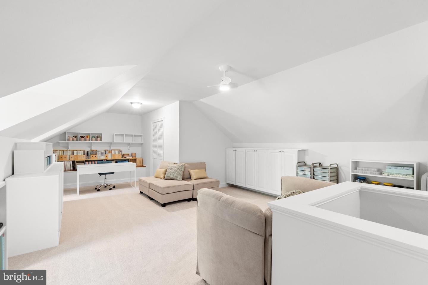 3107 RUSSELL RD, ALEXANDRIA, Virginia 22305, 6 Bedrooms Bedrooms, ,5 BathroomsBathrooms,Residential,For sale,3107 RUSSELL RD,VAAX2045930 MLS # VAAX2045930