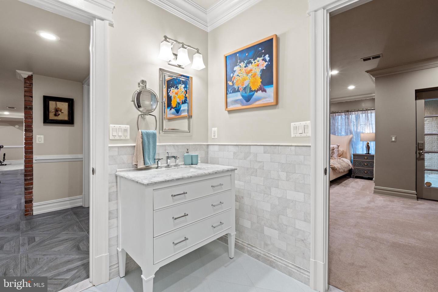3107 RUSSELL RD, ALEXANDRIA, Virginia 22305, 6 Bedrooms Bedrooms, ,5 BathroomsBathrooms,Residential,For sale,3107 RUSSELL RD,VAAX2045930 MLS # VAAX2045930