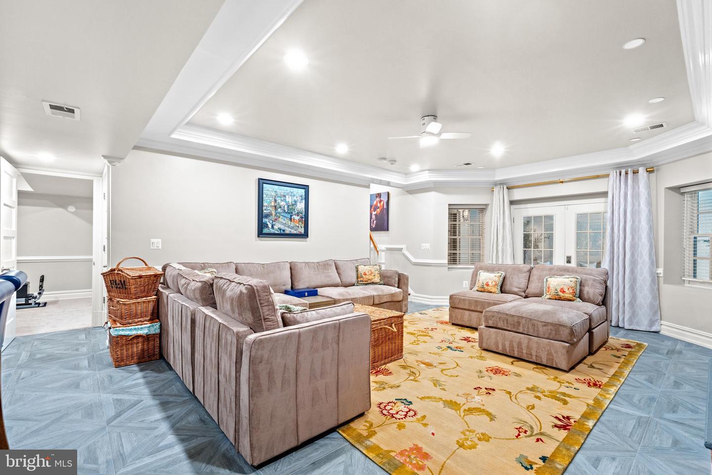 3107 RUSSELL RD, ALEXANDRIA, Virginia 22305, 6 Bedrooms Bedrooms, ,5 BathroomsBathrooms,Residential,For sale,3107 RUSSELL RD,VAAX2045930 MLS # VAAX2045930