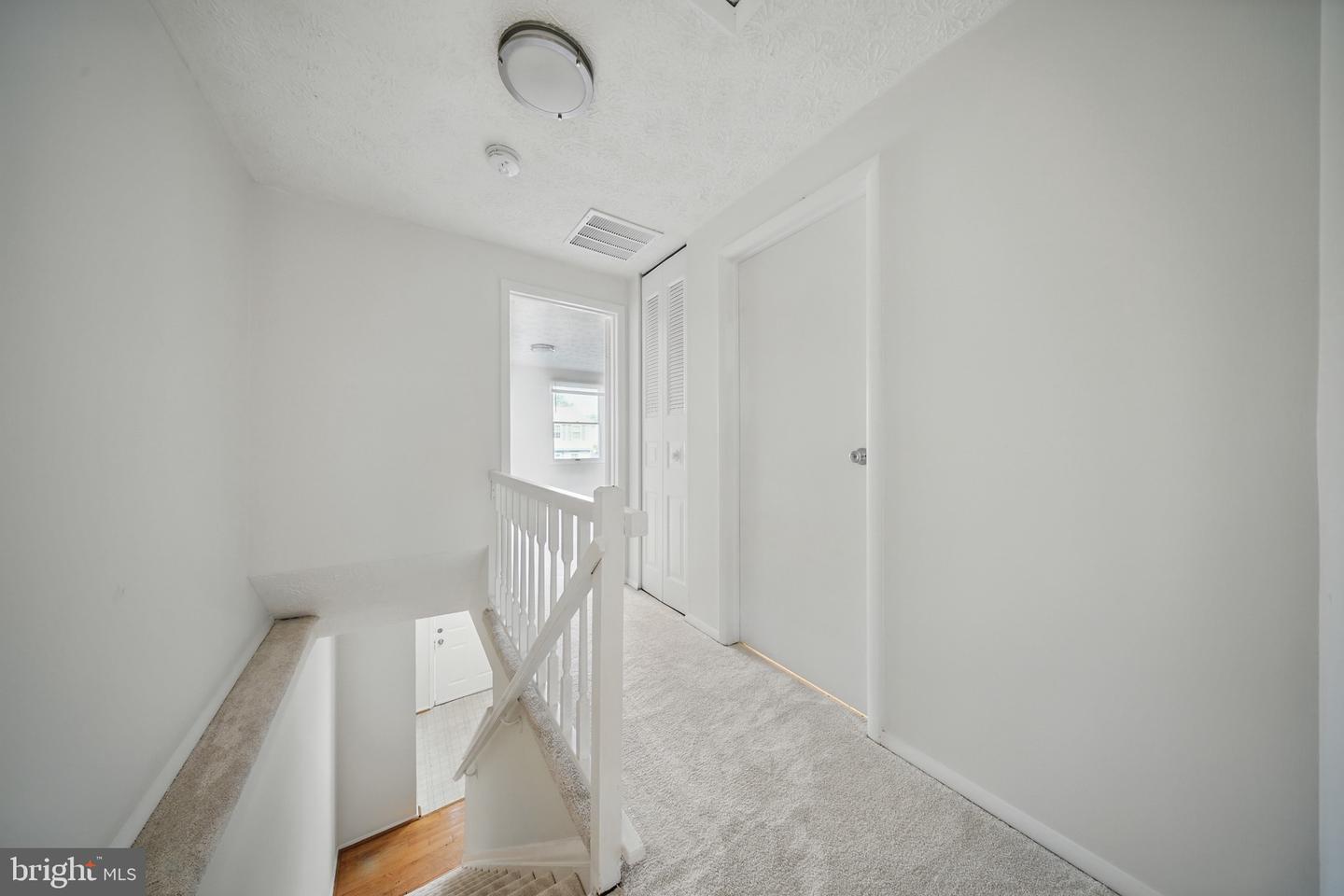8282 CRESTMONT CIR, SPRINGFIELD, Virginia 22153, 2 Bedrooms Bedrooms, ,1 BathroomBathrooms,Residential,For sale,8282 CRESTMONT CIR,VAFX2244578 MLS # VAFX2244578
