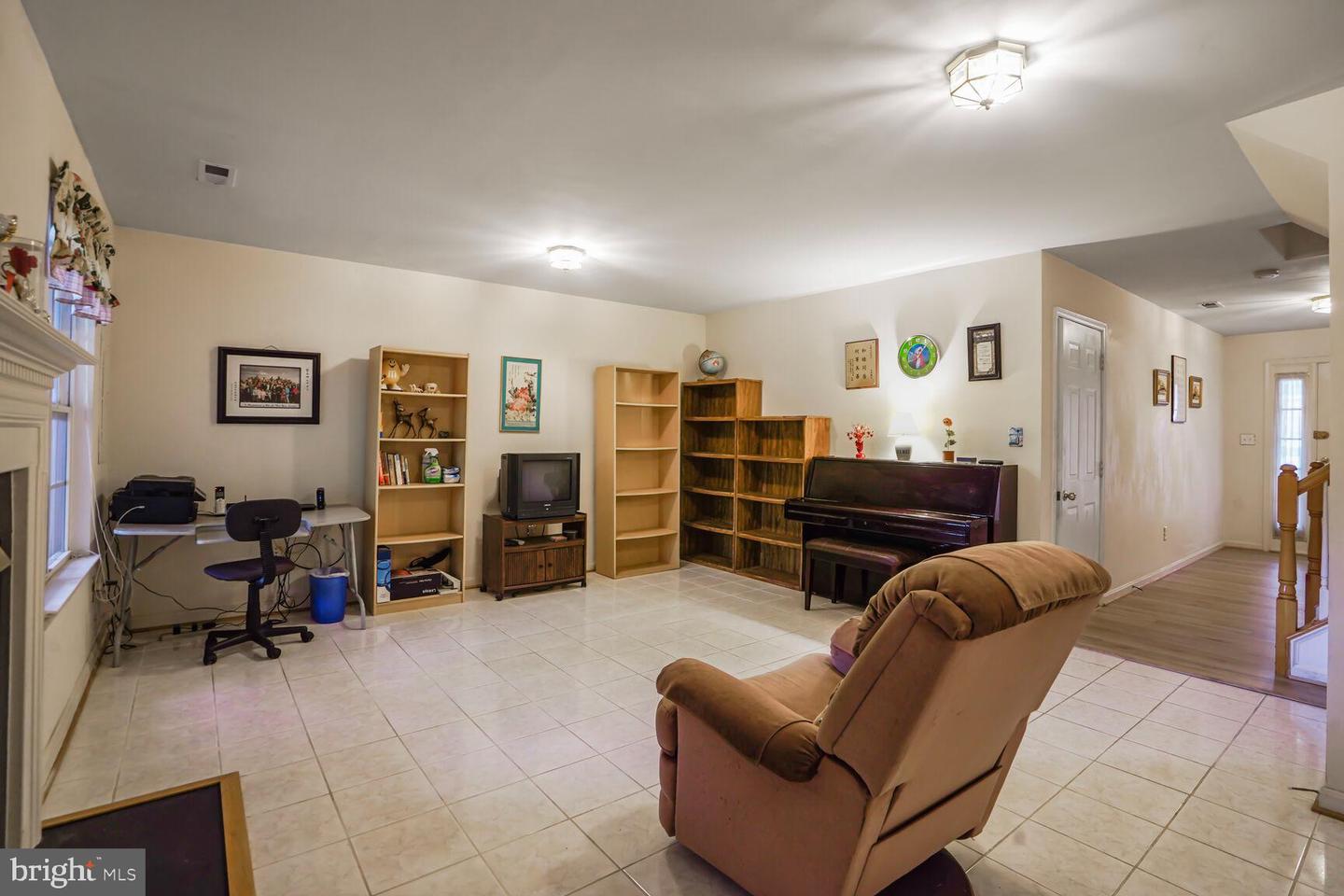 4057 GLOSTONBURY WAY, FAIRFAX, Virginia 22030, 3 Bedrooms Bedrooms, ,2 BathroomsBathrooms,Residential,For sale,4057 GLOSTONBURY WAY,VAFX2244604 MLS # VAFX2244604