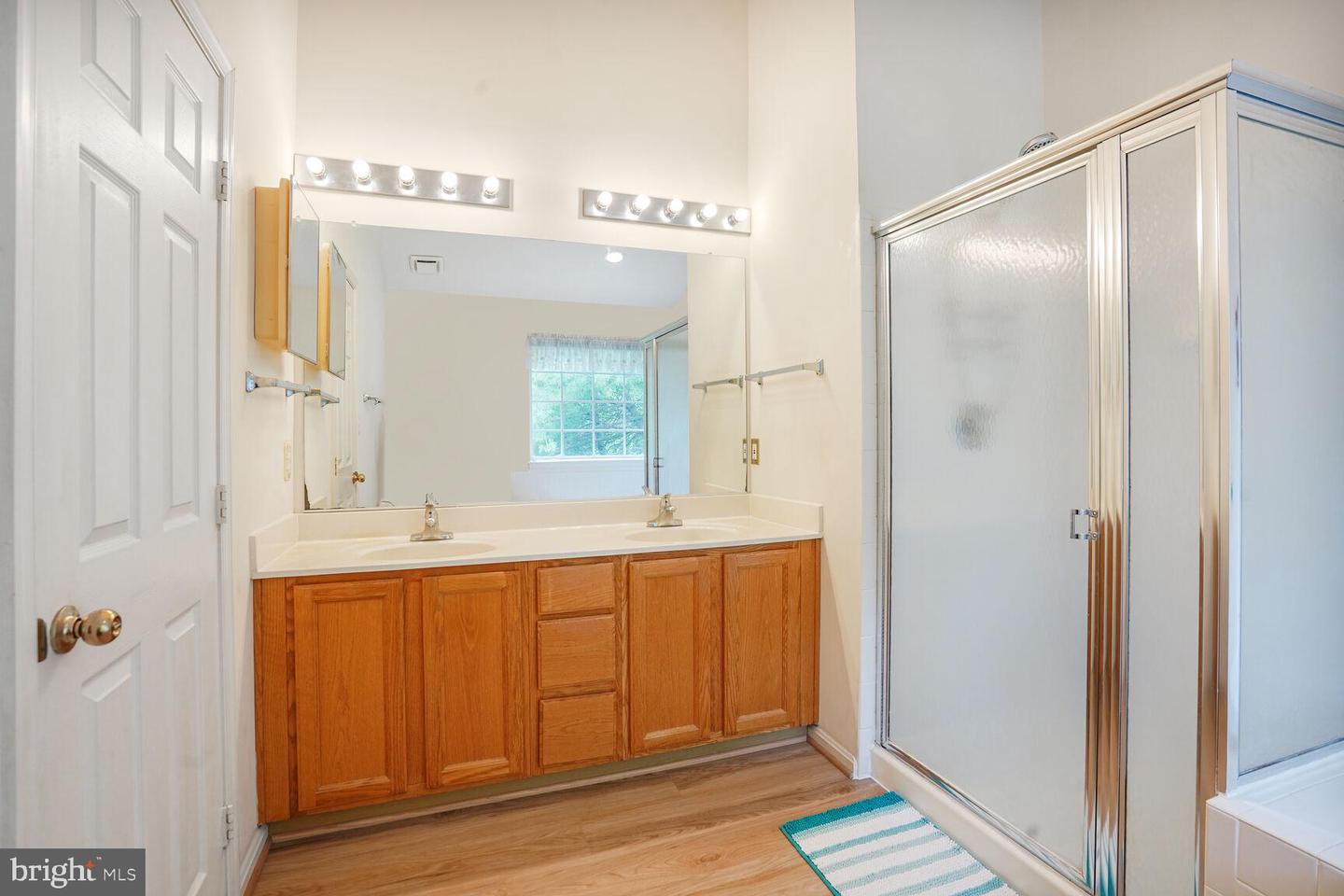 4057 GLOSTONBURY WAY, FAIRFAX, Virginia 22030, 3 Bedrooms Bedrooms, ,2 BathroomsBathrooms,Residential,For sale,4057 GLOSTONBURY WAY,VAFX2244604 MLS # VAFX2244604