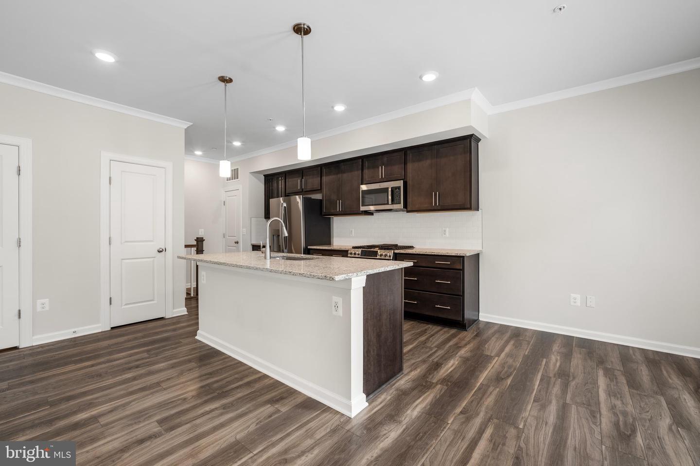 15538 SMOKE BOX WAY, WOODBRIDGE, Virginia 22191, 3 Bedrooms Bedrooms, ,2 BathroomsBathrooms,Residential,For sale,15538 SMOKE BOX WAY,VAPW2096034 MLS # VAPW2096034