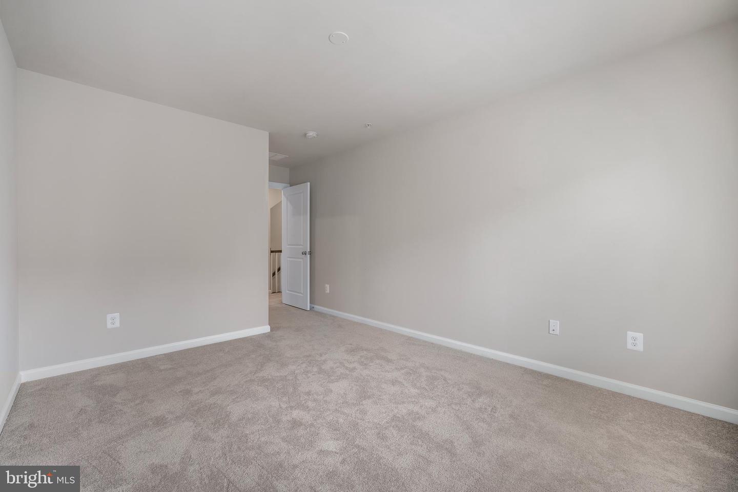 15538 SMOKE BOX WAY, WOODBRIDGE, Virginia 22191, 3 Bedrooms Bedrooms, ,2 BathroomsBathrooms,Residential,For sale,15538 SMOKE BOX WAY,VAPW2096034 MLS # VAPW2096034
