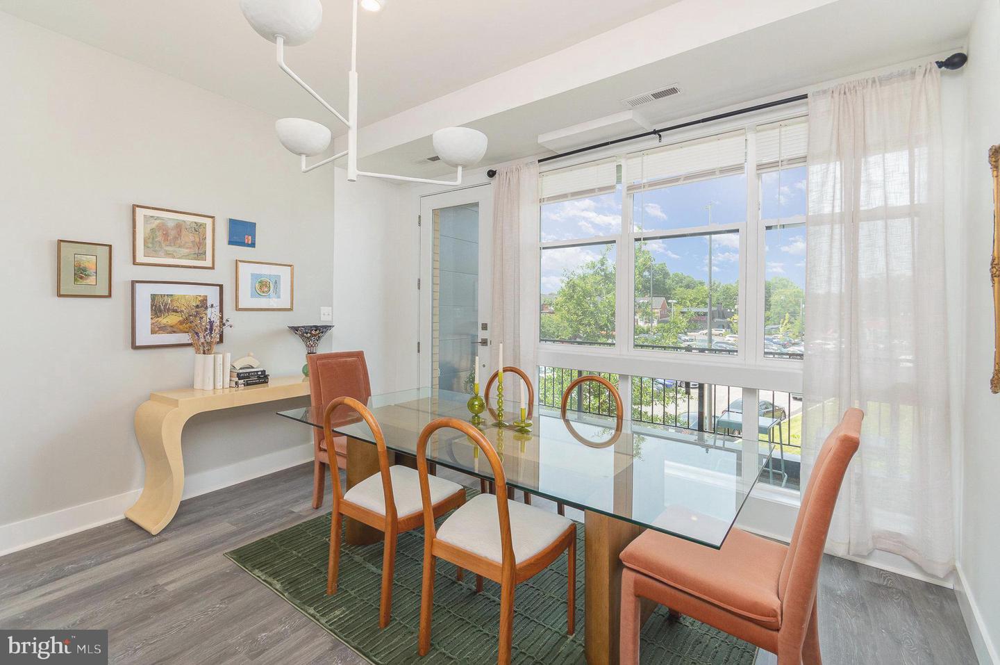 1110 SOUTH HIGHLAND STREET #3, ARLINGTON, Virginia 22204, 3 Bedrooms Bedrooms, ,2 BathroomsBathrooms,Residential,For sale,1110 SOUTH HIGHLAND STREET #3,VAAR2058552 MLS # VAAR2058552