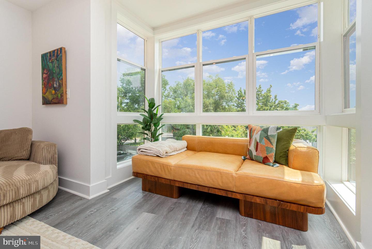 1110 SOUTH HIGHLAND STREET #3, ARLINGTON, Virginia 22204, 3 Bedrooms Bedrooms, ,2 BathroomsBathrooms,Residential,For sale,1110 SOUTH HIGHLAND STREET #3,VAAR2058552 MLS # VAAR2058552