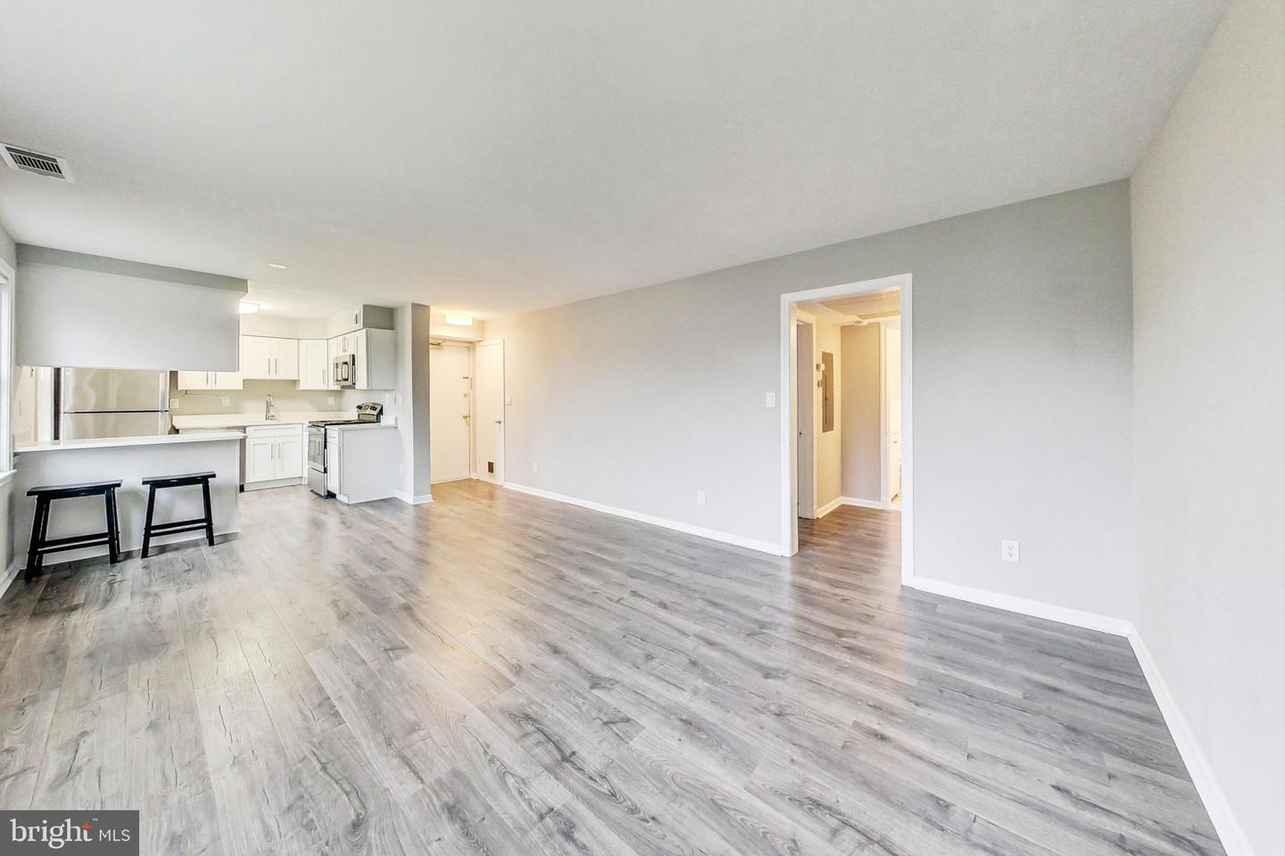 2012 FORT DAVIS ST SE #201, WASHINGTON, District Of Columbia 20020, 1 Bedroom Bedrooms, ,1 BathroomBathrooms,Residential,For sale,2012 FORT DAVIS ST SE #201,DCDC2203606 MLS # DCDC2203606