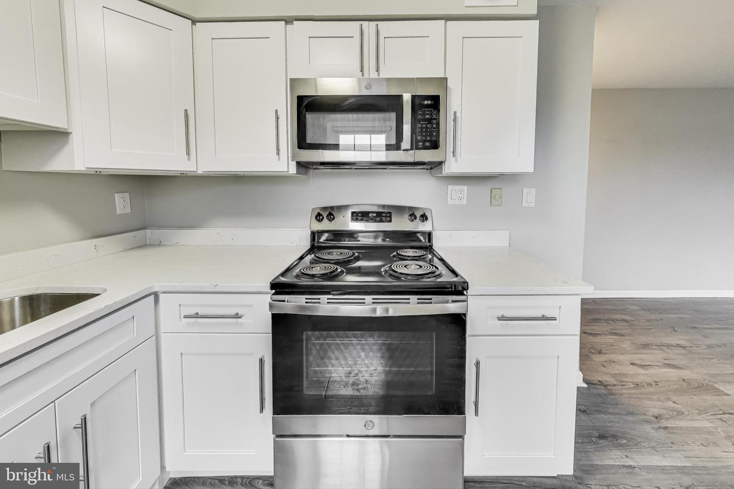 2012 FORT DAVIS ST SE #201, WASHINGTON, District Of Columbia 20020, 1 Bedroom Bedrooms, ,1 BathroomBathrooms,Residential,For sale,2012 FORT DAVIS ST SE #201,DCDC2203606 MLS # DCDC2203606