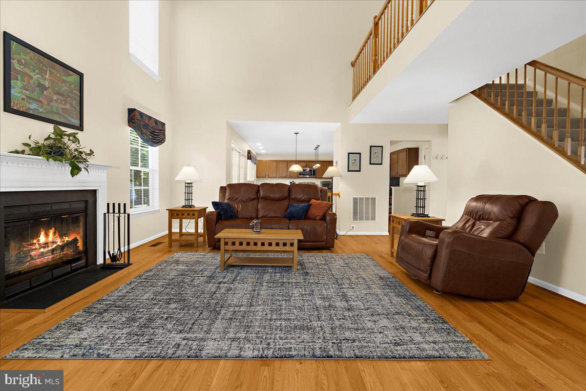 6708 MOSSY BANK LN, CENTREVILLE, Virginia 20121, 5 Bedrooms Bedrooms, ,3 BathroomsBathrooms,Residential,For sale,6708 MOSSY BANK LN,VAFX2244756 MLS # VAFX2244756