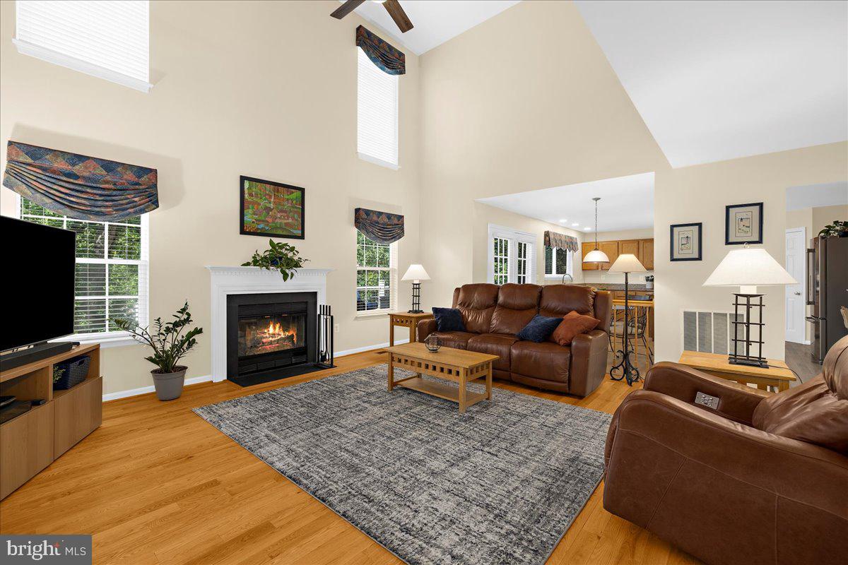 6708 MOSSY BANK LN, CENTREVILLE, Virginia 20121, 5 Bedrooms Bedrooms, ,3 BathroomsBathrooms,Residential,For sale,6708 MOSSY BANK LN,VAFX2244756 MLS # VAFX2244756