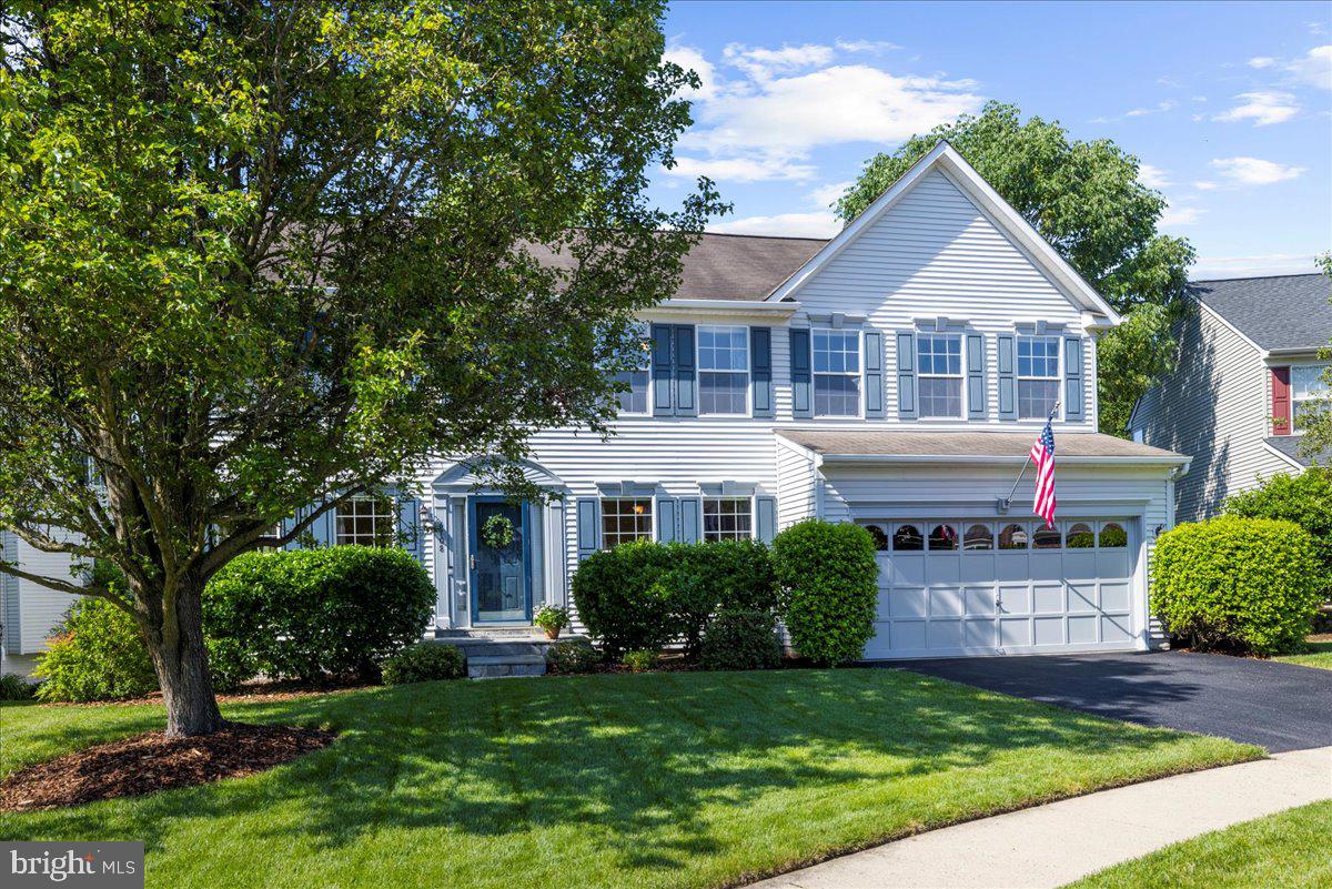 6708 MOSSY BANK LN, CENTREVILLE, Virginia 20121, 5 Bedrooms Bedrooms, ,3 BathroomsBathrooms,Residential,For sale,6708 MOSSY BANK LN,VAFX2244756 MLS # VAFX2244756