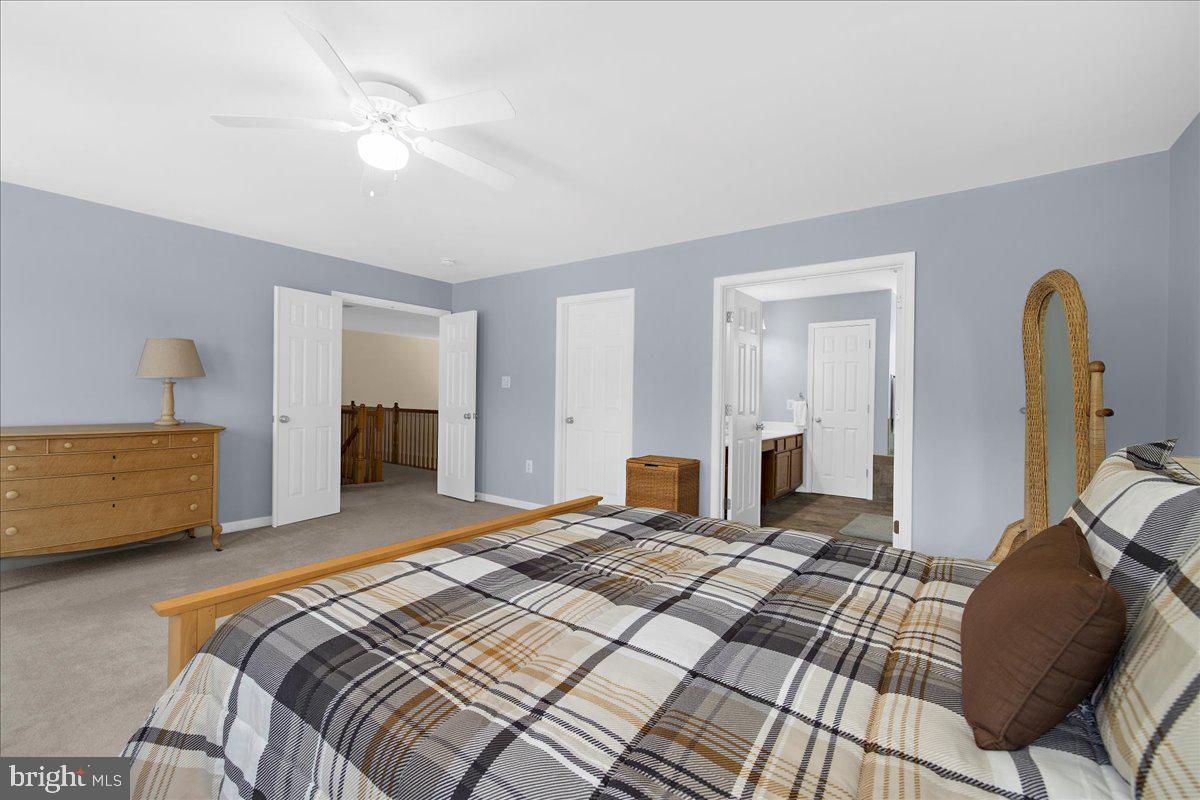 6708 MOSSY BANK LN, CENTREVILLE, Virginia 20121, 5 Bedrooms Bedrooms, ,3 BathroomsBathrooms,Residential,For sale,6708 MOSSY BANK LN,VAFX2244756 MLS # VAFX2244756