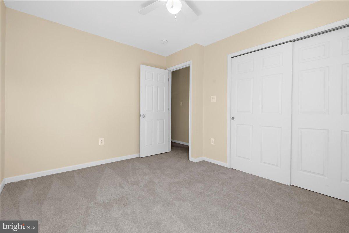 6708 MOSSY BANK LN, CENTREVILLE, Virginia 20121, 5 Bedrooms Bedrooms, ,3 BathroomsBathrooms,Residential,For sale,6708 MOSSY BANK LN,VAFX2244756 MLS # VAFX2244756