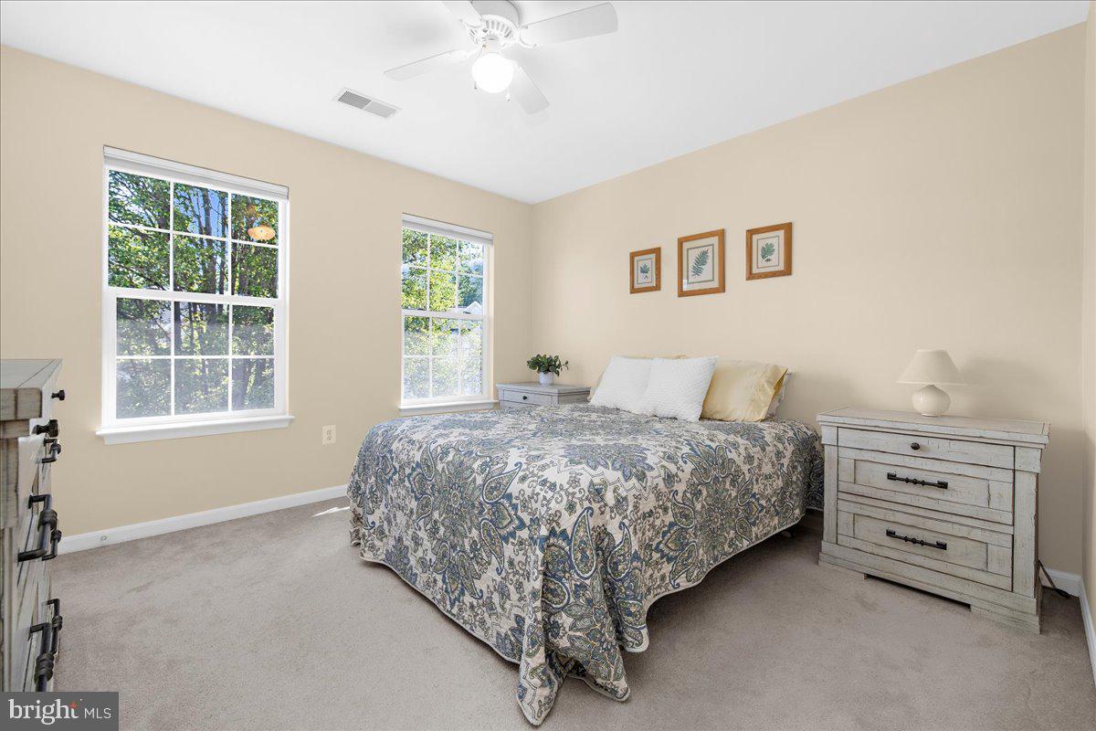 6708 MOSSY BANK LN, CENTREVILLE, Virginia 20121, 5 Bedrooms Bedrooms, ,3 BathroomsBathrooms,Residential,For sale,6708 MOSSY BANK LN,VAFX2244756 MLS # VAFX2244756