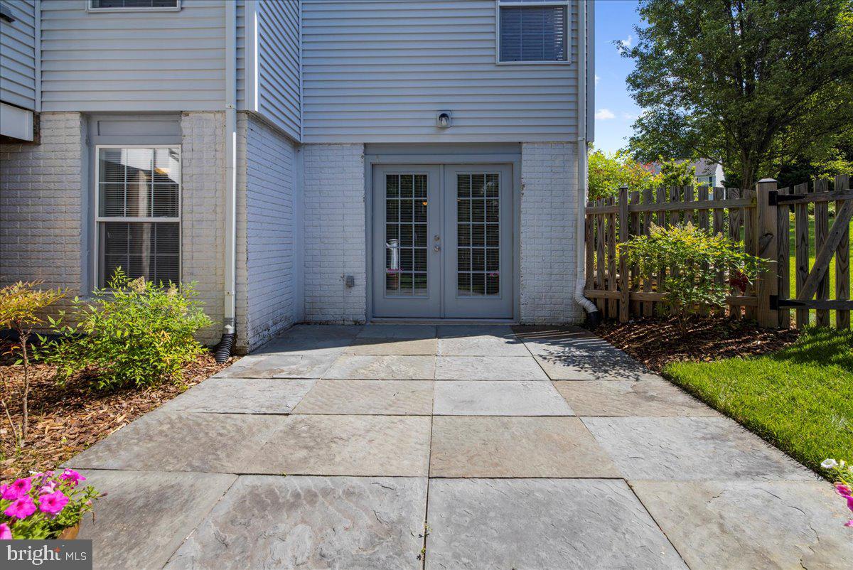 6708 MOSSY BANK LN, CENTREVILLE, Virginia 20121, 5 Bedrooms Bedrooms, ,3 BathroomsBathrooms,Residential,For sale,6708 MOSSY BANK LN,VAFX2244756 MLS # VAFX2244756