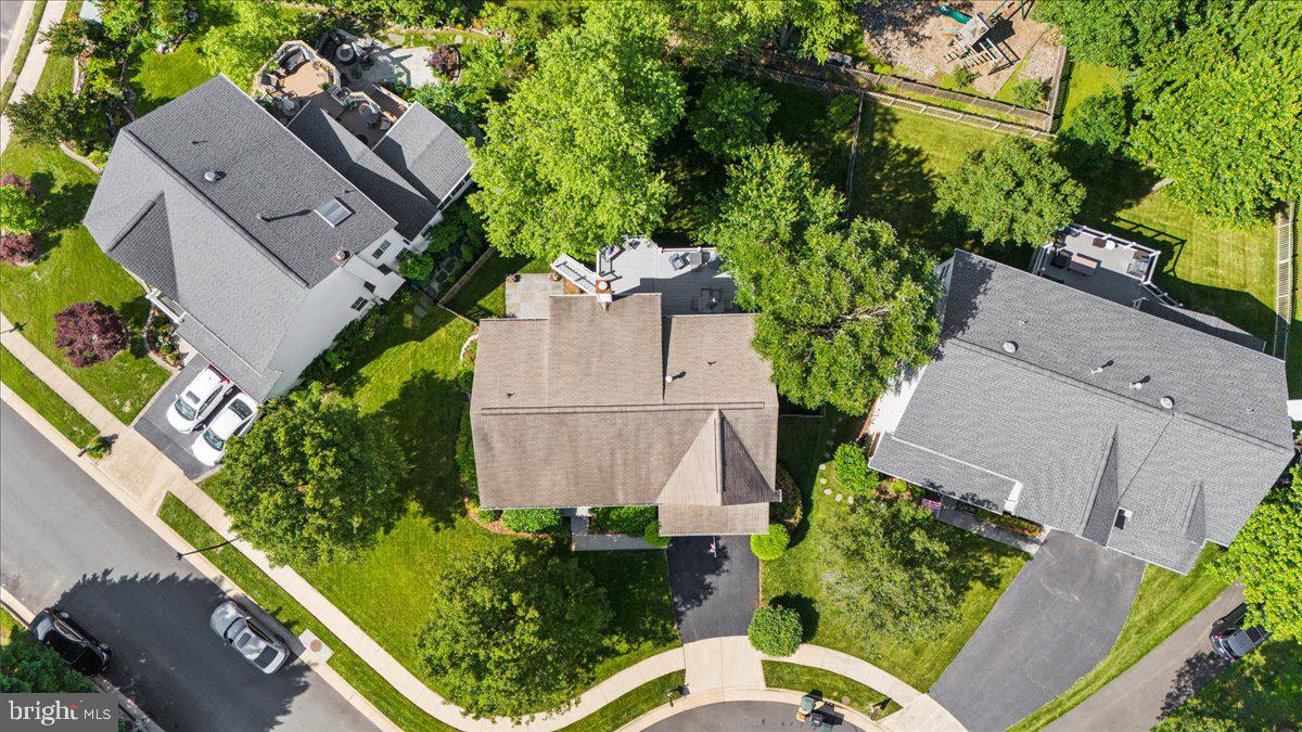 6708 MOSSY BANK LN, CENTREVILLE, Virginia 20121, 5 Bedrooms Bedrooms, ,3 BathroomsBathrooms,Residential,For sale,6708 MOSSY BANK LN,VAFX2244756 MLS # VAFX2244756