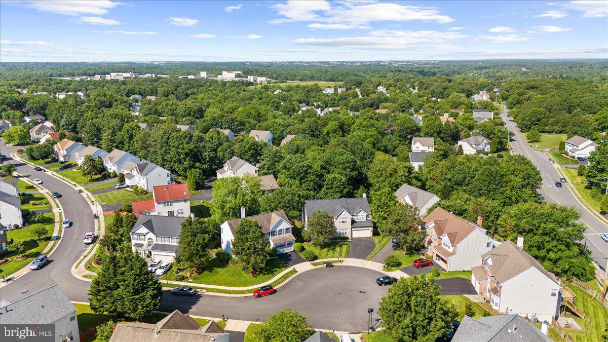 6708 MOSSY BANK LN, CENTREVILLE, Virginia 20121, 5 Bedrooms Bedrooms, ,3 BathroomsBathrooms,Residential,For sale,6708 MOSSY BANK LN,VAFX2244756 MLS # VAFX2244756