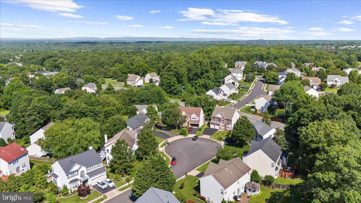 6708 MOSSY BANK LN, CENTREVILLE, Virginia 20121, 5 Bedrooms Bedrooms, ,3 BathroomsBathrooms,Residential,For sale,6708 MOSSY BANK LN,VAFX2244756 MLS # VAFX2244756
