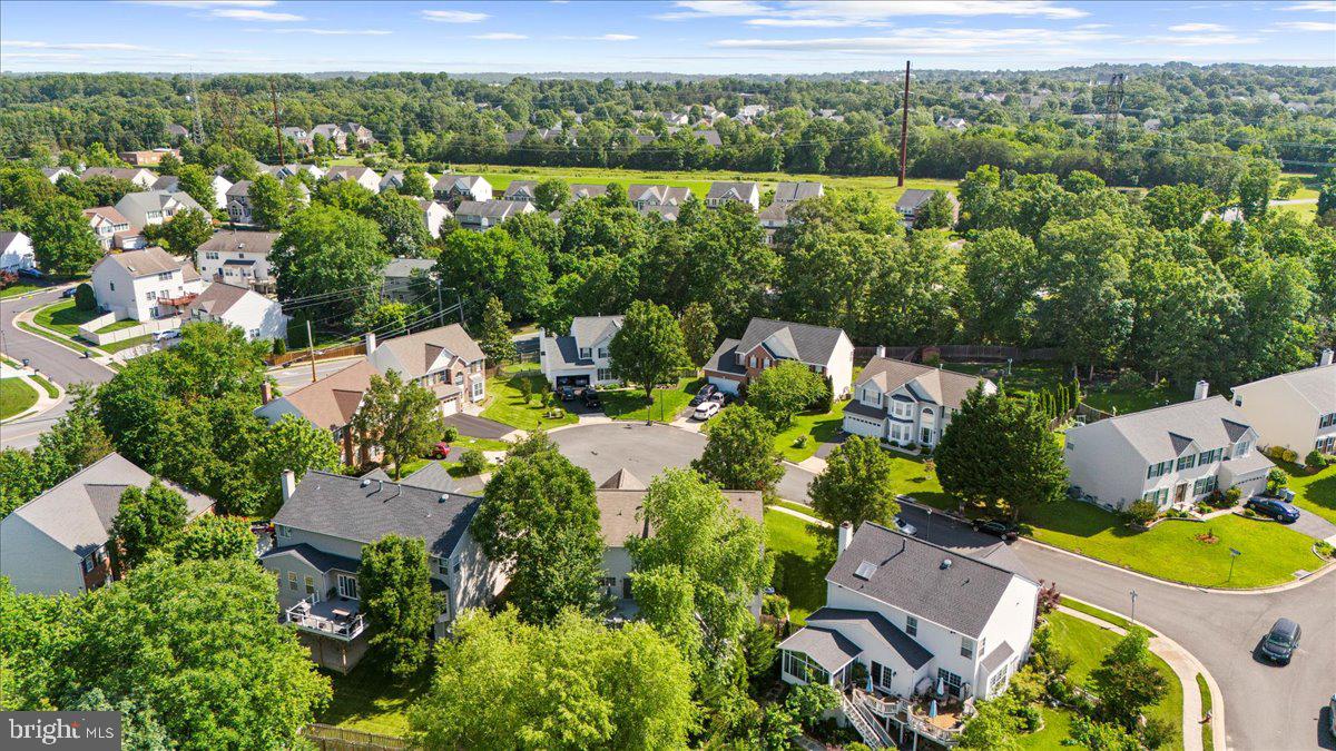 6708 MOSSY BANK LN, CENTREVILLE, Virginia 20121, 5 Bedrooms Bedrooms, ,3 BathroomsBathrooms,Residential,For sale,6708 MOSSY BANK LN,VAFX2244756 MLS # VAFX2244756