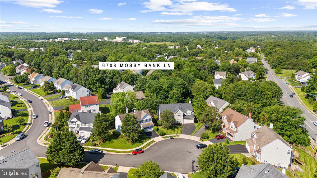 6708 MOSSY BANK LN, CENTREVILLE, Virginia 20121, 5 Bedrooms Bedrooms, ,3 BathroomsBathrooms,Residential,For sale,6708 MOSSY BANK LN,VAFX2244756 MLS # VAFX2244756