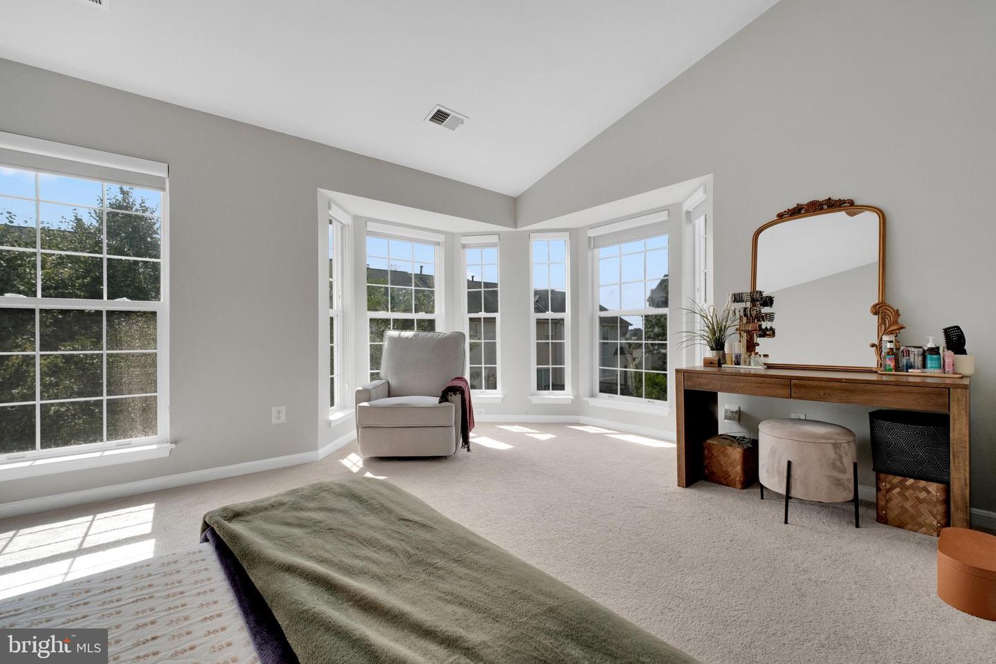 2442 OLD FARMHOUSE CT, HERNDON, Virginia 20171, 2 Bedrooms Bedrooms, ,2 BathroomsBathrooms,Residential,For sale,2442 OLD FARMHOUSE CT,VAFX2244764 MLS # VAFX2244764