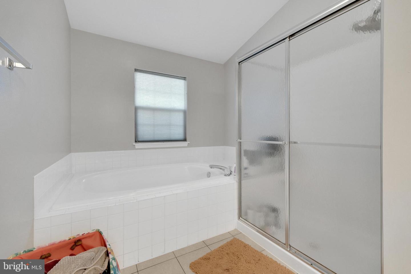 2442 OLD FARMHOUSE CT, HERNDON, Virginia 20171, 2 Bedrooms Bedrooms, ,2 BathroomsBathrooms,Residential,For sale,2442 OLD FARMHOUSE CT,VAFX2244764 MLS # VAFX2244764